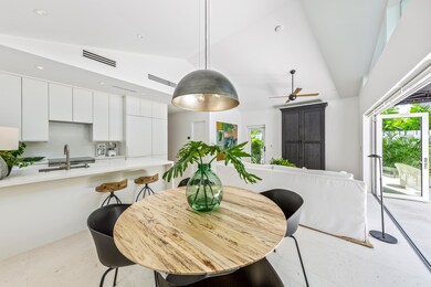 1215 Duncan Street_Dining