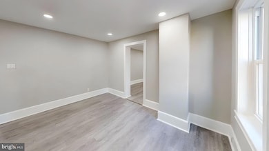 153 Knapp Ave, Trenton, NJ 08610 - photo 4