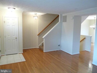 5304 Castlestone Dr, Rosedale, MD 21237 - photo 4