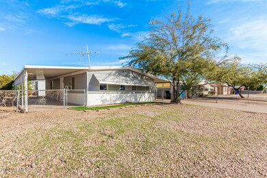 7622 E Garnet Ave, Mesa, AZ 85209 - photo 2