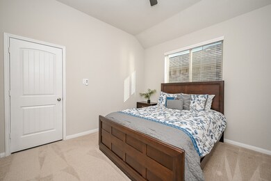 29627 Kynndal Shore Dr, Spring, TX 77386 - photo 7