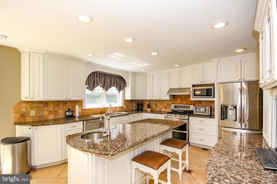 404 Hidden Valley Rd, Media, PA 19063 - photo 5