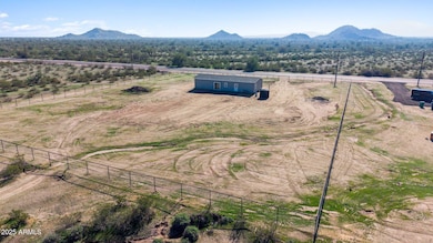 50308 W Wildwood Rd, Mobile, AZ 85139 - photo 5