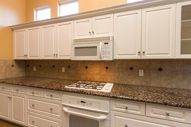 3203 Hampton Way, Clovis, CA 93619 - photo 6