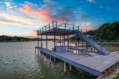 594 Clubhouse Dr, Corsicana, TX 75109 - photo 3