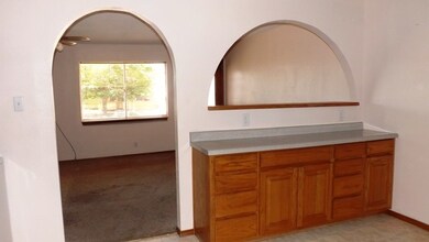 506 Spruce Ave, Alamogordo, NM 88310 - photo 4