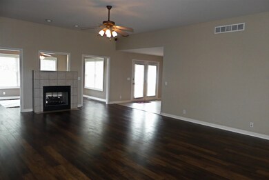 9084 Halston Cir, Newburgh, IN 47630 - photo 7