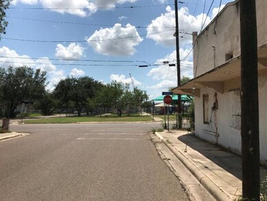 400 N Republic St, Weslaco, TX 78596 - photo 4