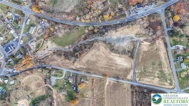 4828 Huckleberry Rd, Orefield, PA 18069 - photo 2