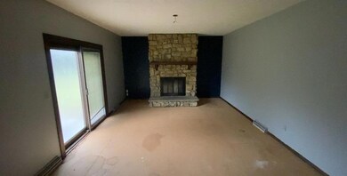 3721 S Wayne Dr, La Porte, IN 46350 - photo 6