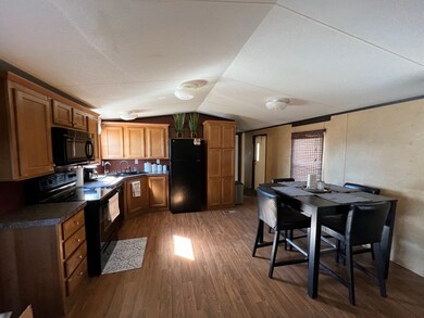 Open kitchen