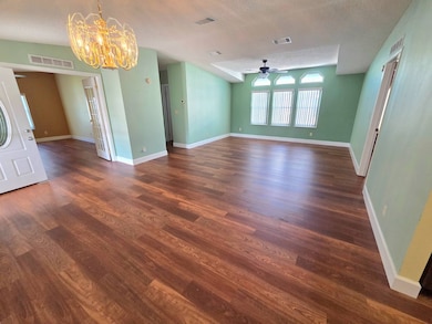 8605 27th Ave E, Palmetto, FL 34221 - photo 6