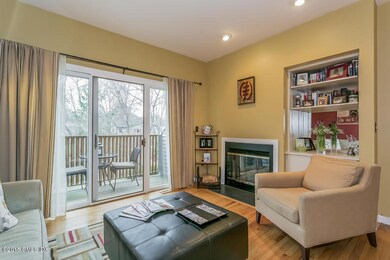 51 Old Kings Hwy unit 10, Old Greenwich, CT 06870 - photo 3