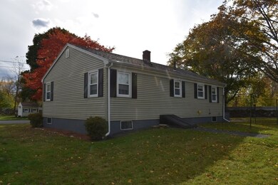 14 Ottawa St, Lowell, MA 01850 - photo 4
