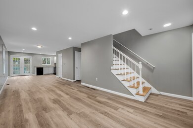 91 Alderman St, Springfield, MA 01108 - photo 3