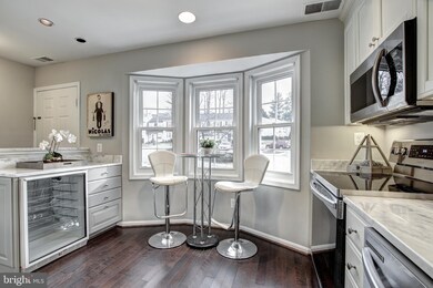 6006 Sweet Dale Ct, Springfield, VA 22152 - photo 4