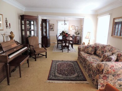 216 Plantation Ln, Frankfort, KY 40601 - photo 5