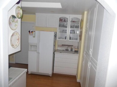 1227 SW Oak St, Grants Pass, OR 97526 - photo 6