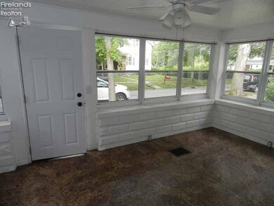 339 Augusta St, Elmore, OH 43416 - photo 4