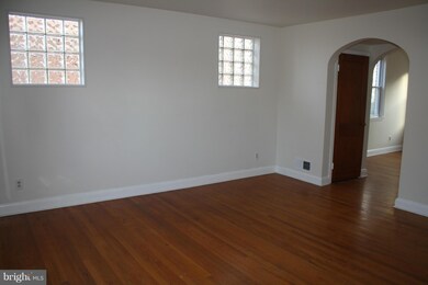 4707 Crosswood Ave, Baltimore, MD 21214 - photo 4