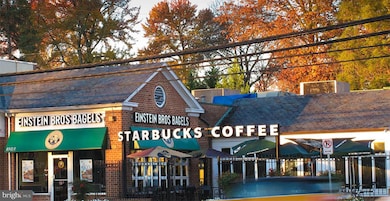 3671 Chevy Chase Lake Dr unit LELAND MODEL, Chevy Chase, MD 20815 - photo 3