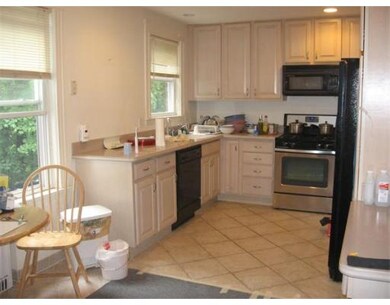 47 Algonquin Rd, Chestnut Hill, MA 02467 - photo 2