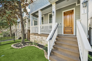 1224 Nelson Falls Ln, Houston, TX 77008 - photo 2