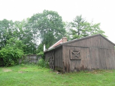 22 Squirrel Dr, Auburn, NH 03032 - photo 2