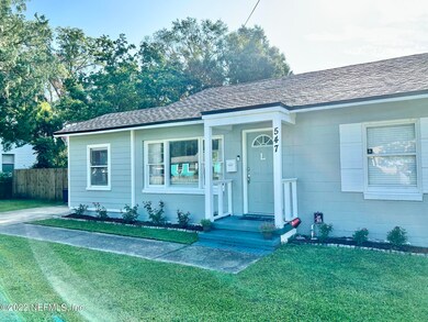 547 Laurina St, Jacksonville, FL 32216 - photo 3