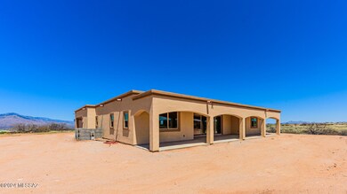 004 - 1381 S. Cattleman's Loop