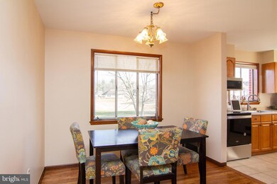 6505 Monroe Ave, Sykesville, MD 21784 - photo 5