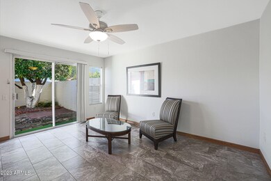 10517 W Palmeras Dr, Sun City, AZ 85373 - photo 7