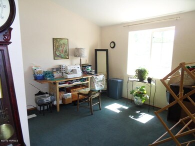 2nd Bedrm-Craft Rm