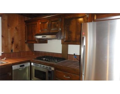 198 Washington St unit 1, Marblehead, MA 01945 - photo 3