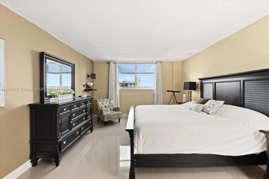 Oceanview Building B unit 1602, Sunny Isles Beach, FL 33160 - photo 5