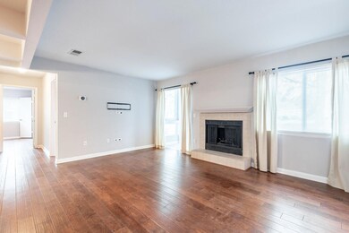 277AlexandraDriveUnit6byKeenEyeMarketing