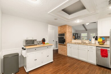 9262 Friendship Rd, Houston, TX 77080 - photo 7