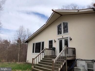 882 Scrabble Rd, Castleton, VA 22716 - photo 7