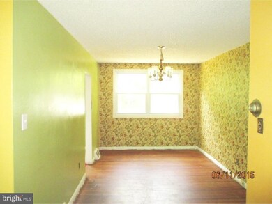 1131 Crestview Rd, Darby, PA 19023 - photo 6