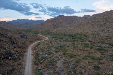 - -, Yucca, AZ 86438 - photo 7