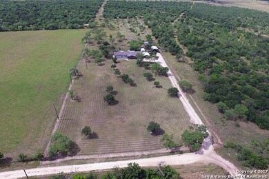 337 County Road 363, Hondo, TX 78861 - photo 7