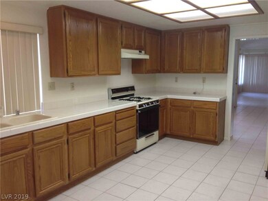 3233 Haven Beach Way, Las Vegas, NV 89117 - photo 5