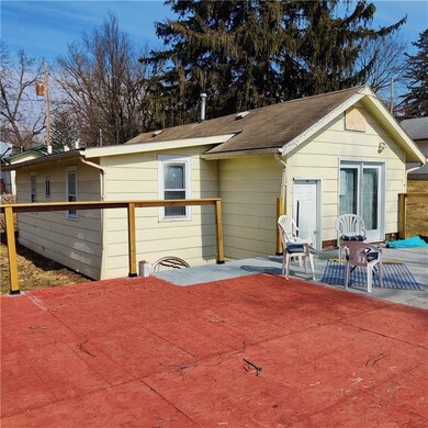 1204 Evans St, Des Moines, IA 50315 - photo 4