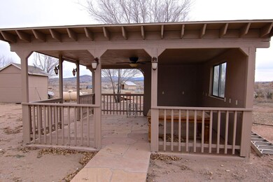 22070 N Triple j Ln, Paulden, AZ 86334 - photo 3