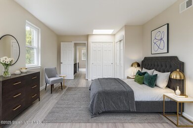 109 Lyceum Ct, Staten Island, NY 10310 - photo 5