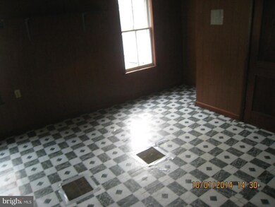 321 E Liberty St, Chambersburg, PA 17201 - photo 6