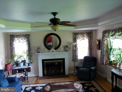 527 Saint Francis Rd, Towson, MD 21286 - photo 6