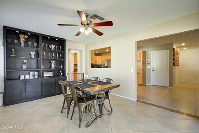 005_Dining Room