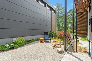 922 Tower St, Raleigh, NC 27607 - photo 4