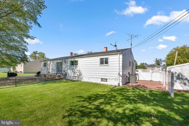 3313 Wild Cherry Rd, Windsor Mill, MD 21244 - photo 5